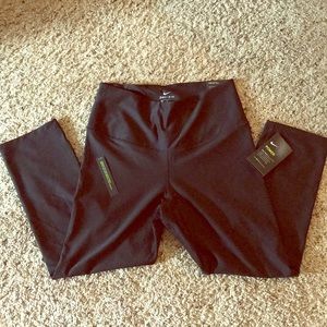 NWT Nike Dri Fit Capri Leggings